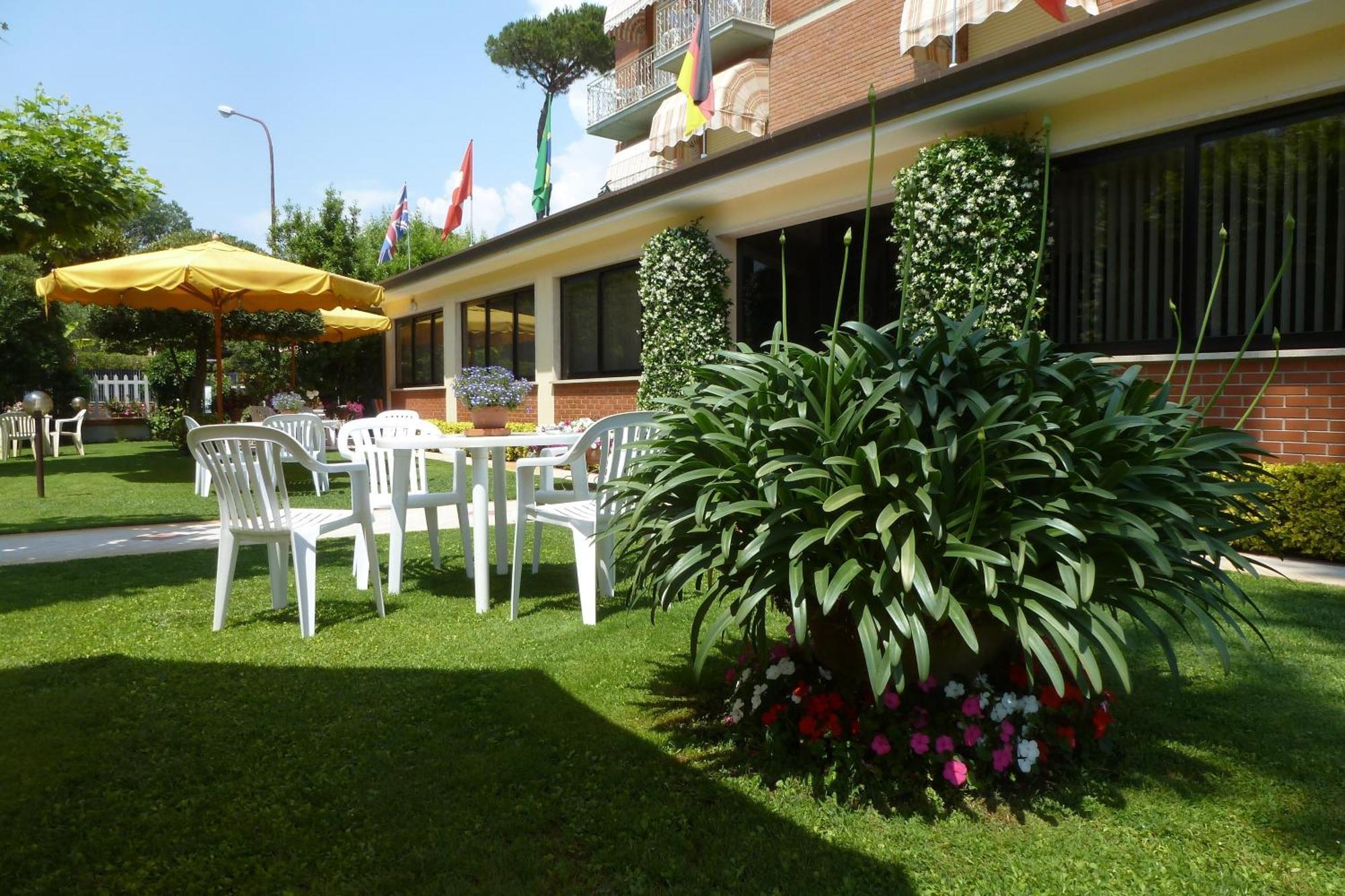 Hotel Versilia Lido di Camaiore Ngoại thất bức ảnh