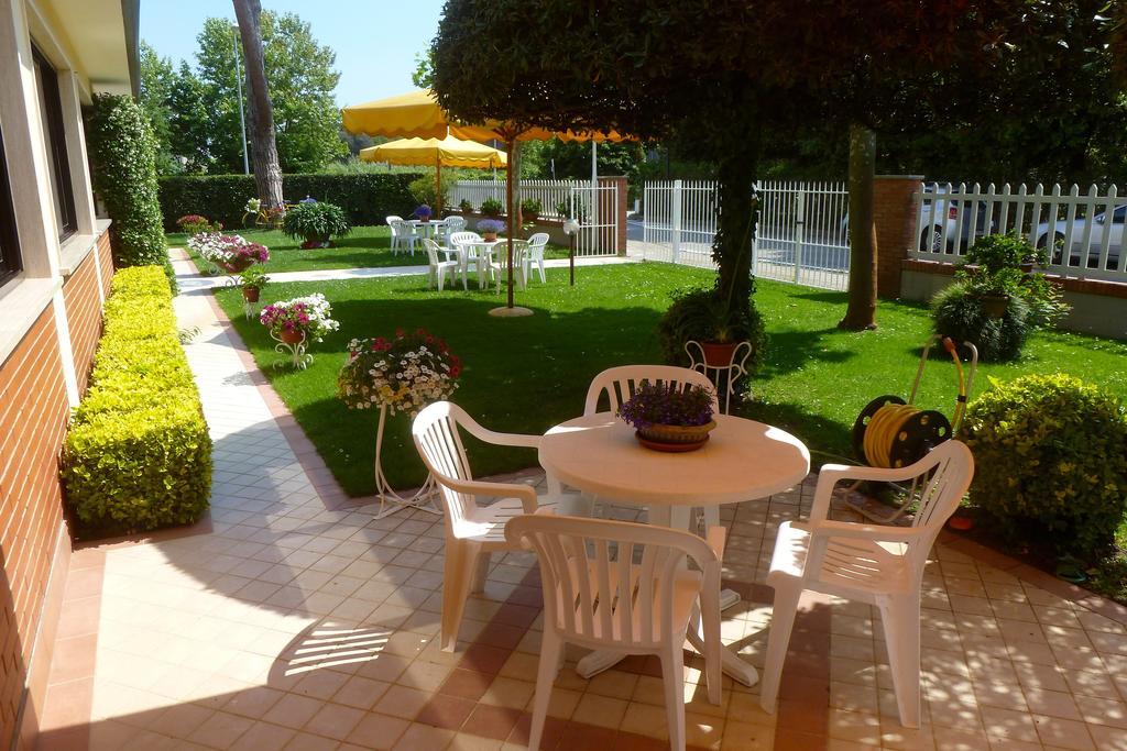 Hotel Versilia Lido di Camaiore Ngoại thất bức ảnh